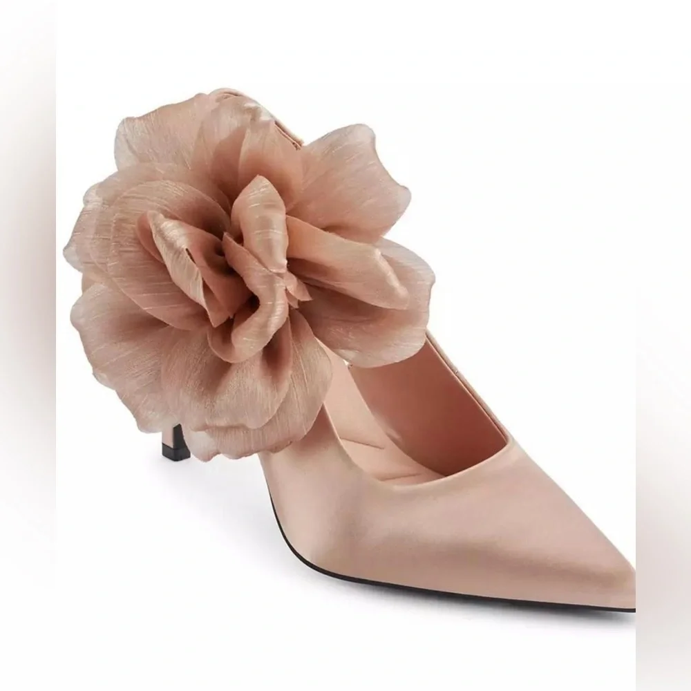 New KARL LAGERFELD PARIS KWomen's Savie Flowers Slingback Pumps size 6